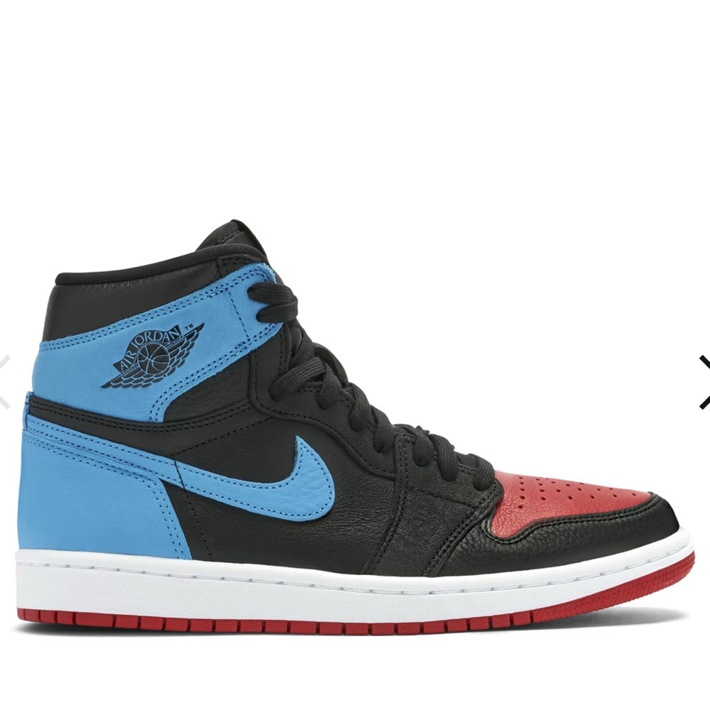 Nike Air Jordan 1 High OG "UNC to Chicago" women's sneakers.